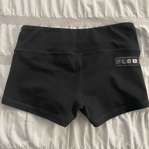 Fleo Shorts
